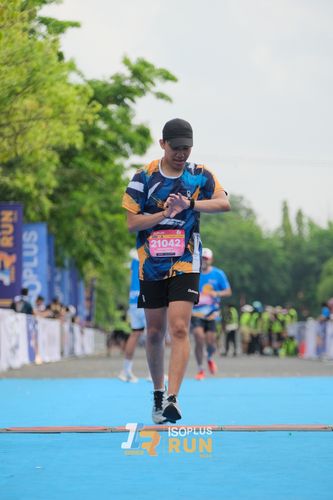 Race photo from Isoplus Run 2024 Surabaya