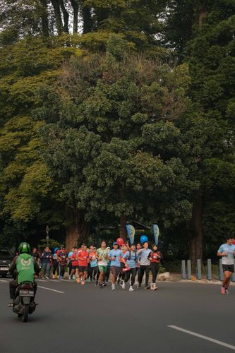 Race photo from Running 5 K