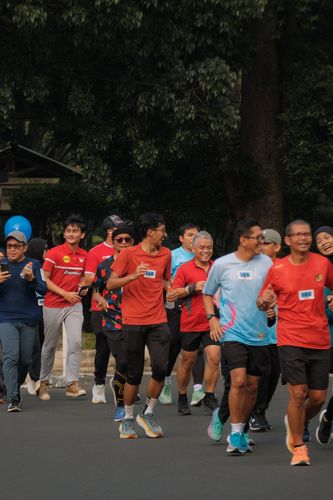 Race photo from Running 5 K