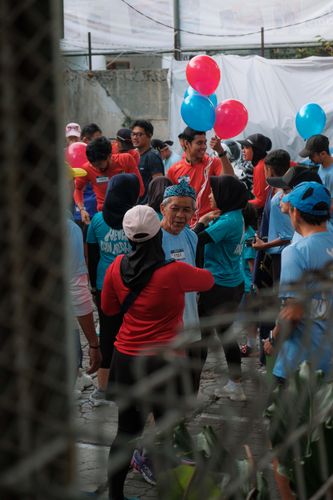 Race photo from Happy One Decade Unpad Runner