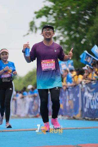 Race photo from Isoplus Run 2024 Surabaya