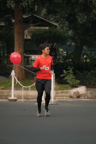 Race photo from Running 5 K
