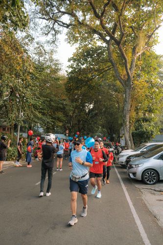 Race photo from Happy One Decade Unpad Runner