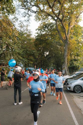 Race photo from Happy One Decade Unpad Runner