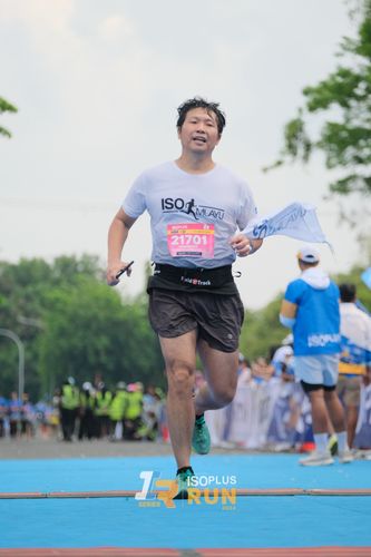 Race photo from Isoplus Run 2024 Surabaya