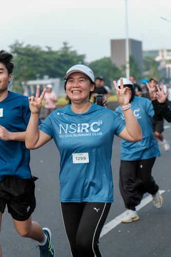 Race photo from NU SKIN RUNNING CLUB
