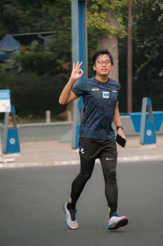 Race photo from Running 5 K