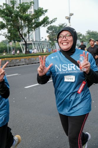 Race photo from NU SKIN RUNNING CLUB