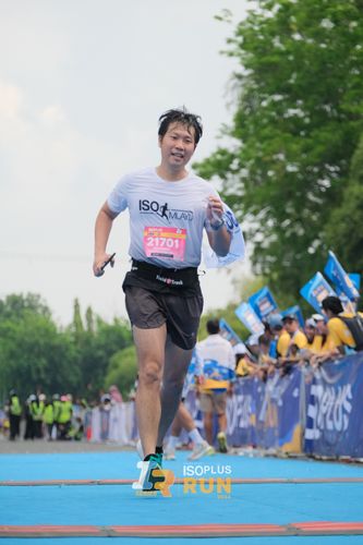 Race photo from Isoplus Run 2024 Surabaya