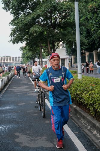 Race photo from NU SKIN RUNNING CLUB