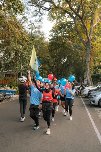 Race photo from Happy One Decade Unpad Runner