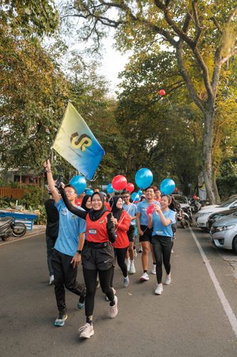 Race photo from Happy One Decade Unpad Runner