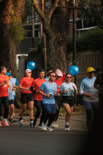 Race photo from Happy One Decade Unpad Runner