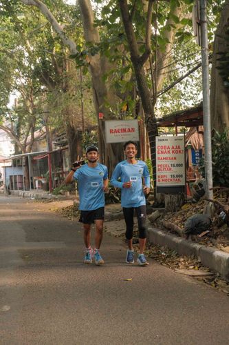 Race photo from Running 5 K