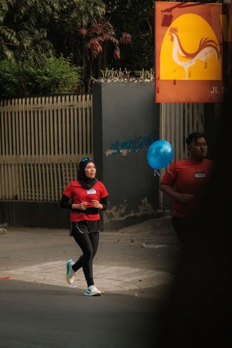 Race photo from Happy One Decade Unpad Runner