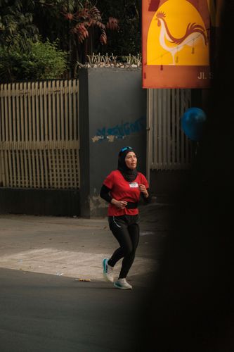 Race photo from Happy One Decade Unpad Runner