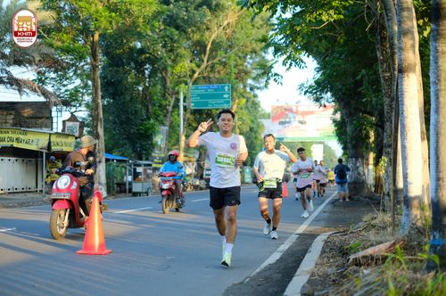 Race photo from Kediri Half Marathon 2024