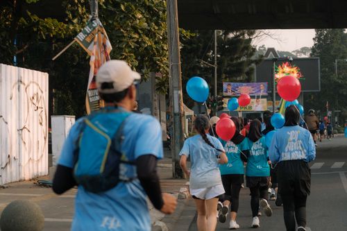 Race photo from Happy One Decade Unpad Runner