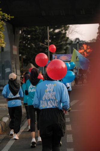 Race photo from Happy One Decade Unpad Runner