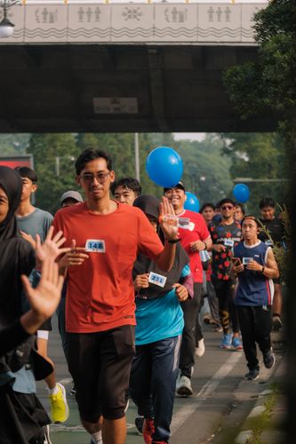 Race photo from Running 5 K