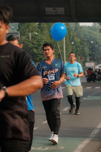 Race photo from Running 5 K
