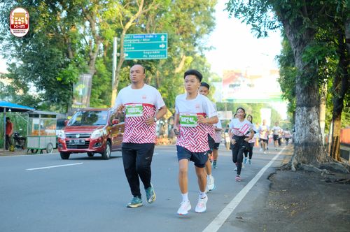 Race photo from Kediri Half Marathon 2024