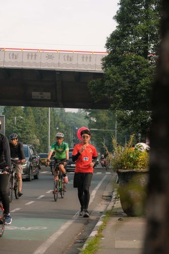 Race photo from Running 5 K