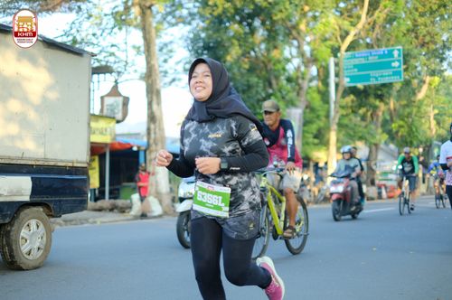 Race photo from Kediri Half Marathon 2024