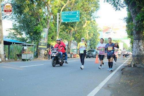 Race photo from Kediri Half Marathon 2024