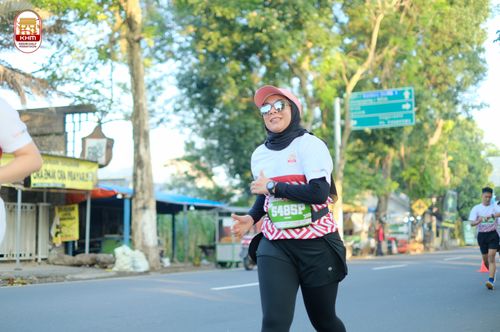 Race photo from Kediri Half Marathon 2024