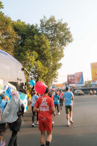 Race photo from Happy One Decade Unpad Runner
