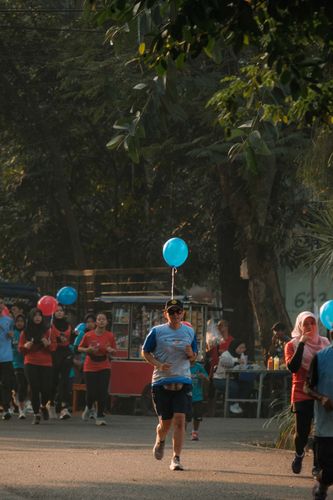 Race photo from Happy One Decade Unpad Runner