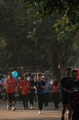Race photo from Happy One Decade Unpad Runner