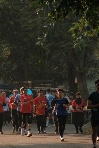 Race photo from Happy One Decade Unpad Runner