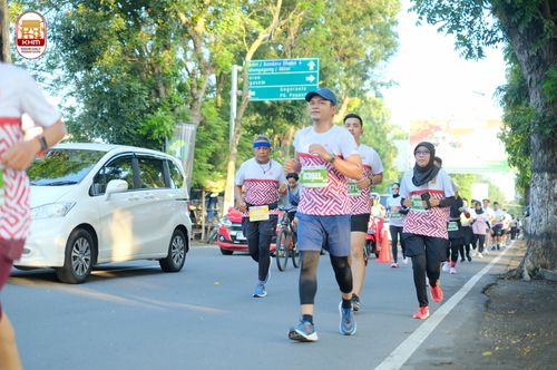 Race photo from Kediri Half Marathon 2024