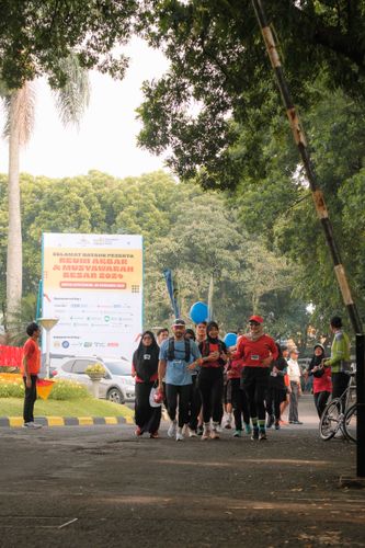 Race photo from Running 5 K
