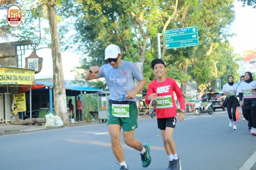 Race photo from Kediri Half Marathon 2024