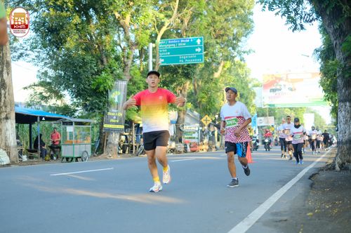 Race photo from Kediri Half Marathon 2024
