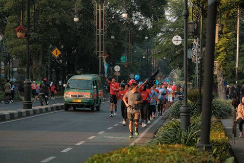 Race photo from Happy One Decade Unpad Runner