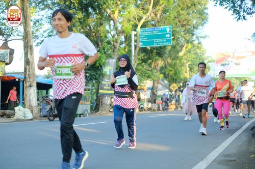 Race photo from Kediri Half Marathon 2024