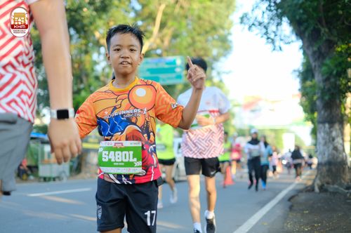 Race photo from Kediri Half Marathon 2024