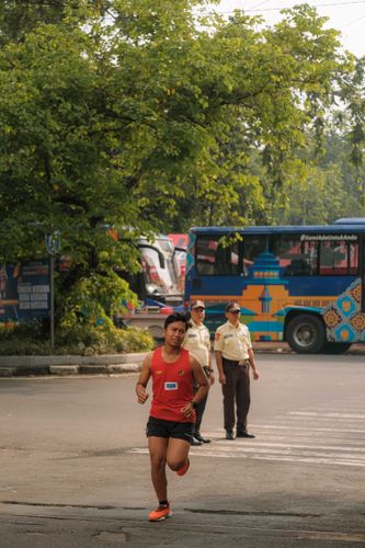 Race photo from Running 5 K