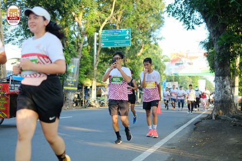 Race photo from Kediri Half Marathon 2024