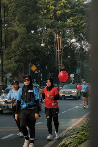 Race photo from Happy One Decade Unpad Runner