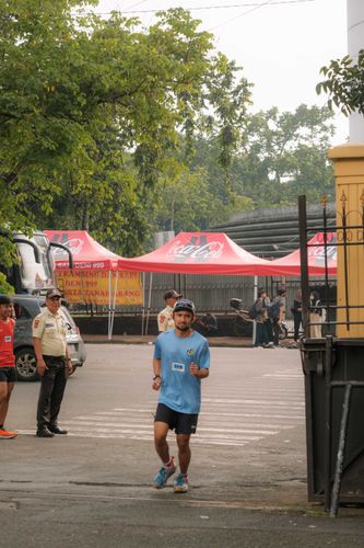 Race photo from Running 5 K