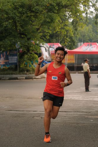 Race photo from Running 5 K