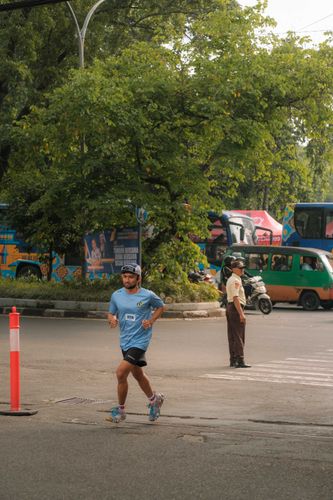Race photo from Running 5 K