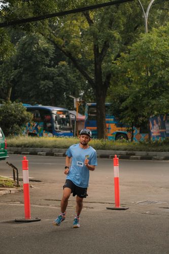 Race photo from Running 5 K