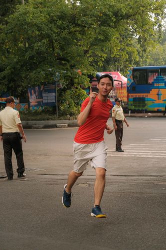 Race photo from Running 5 K