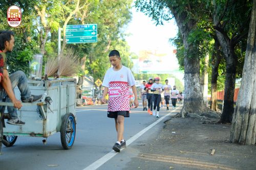Race photo from Kediri Half Marathon 2024